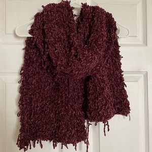 Maroon shaggy yarn scarf